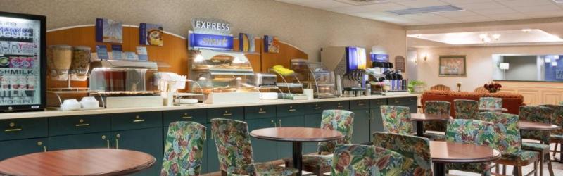 Holiday Inn Express & Suites Alliance By Ihg Exterior photo